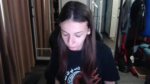 Snapshot of senxual__ chatting on 09.24.25 senxual__ online show from 09.24.25