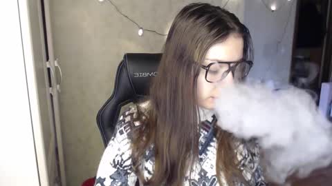 Snapshot of senxual__ chatting on 10.03.25 senxual__ online show from 10.03.25