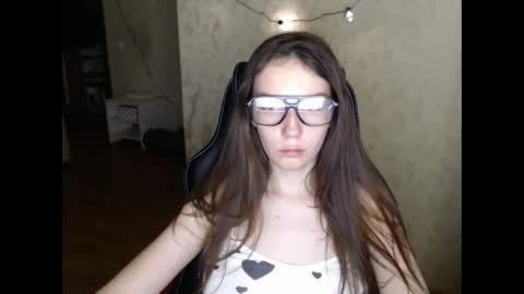 Snapshot of senxual__ chatting on 10.05.25 senxual__ online show from 10.05.25