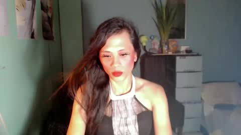 senyora_evangelista online show from 11.29.25