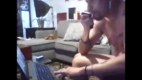 Snapshot of seraphyx33 chatting on 09.18.25 seraphyx33 online show from 09.18.25