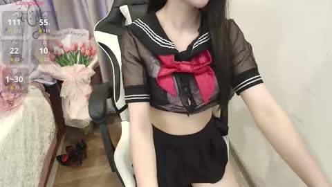 Snapshot of serena_angel18 chatting on 10.16.25 Serena online show from 10.16.25