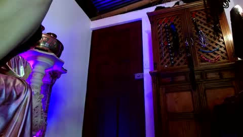 Serena Xyz online show from 11.13.25