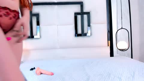 SERENA WILD online show from 10.19.25