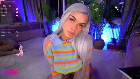 Serene Sophiex online show from 02.12.25