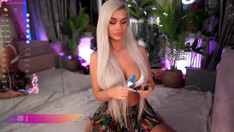 Serene Sophiex online show from 03.11.25
