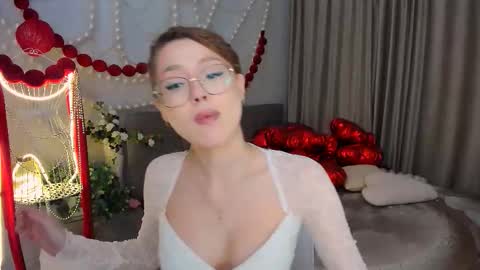 Ophelia online show from 03.01.26