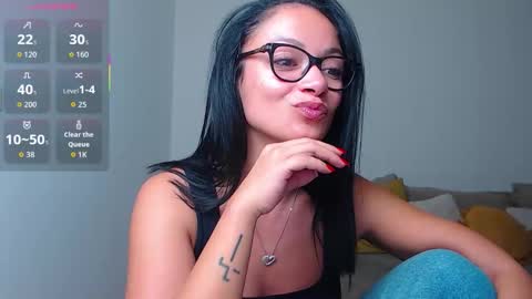 SereneSophi online show from 10.19.25