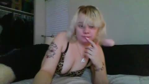 Snapshot of serenityfaith1 chatting on 02.18.25 serenityfaith1 online show from 02.18.25