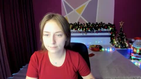 Snapshot of serenitywild chatting on 12.23.25 serenitywild online show from 12.23.25