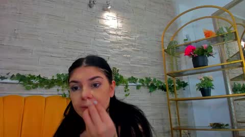 SerennaNoir online show from 12.22.25