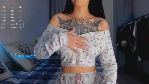 Ariana online show from 11.27.25