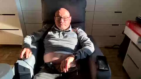 serge8413 online show from 12.30.24