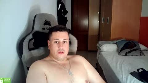 Snapshot of sergio95n chatting on 09.18.25 Pollos online show from 09.18.25