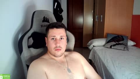 Snapshot of sergio95n chatting on 09.23.25 Pollos online show from 09.23.25