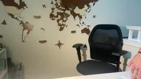 servegoddesszara online show from 11.19.25