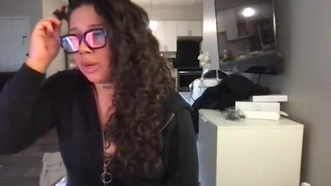 Snapshot of servexely chatting on 02.10.26 servexely online show from 02.10.26