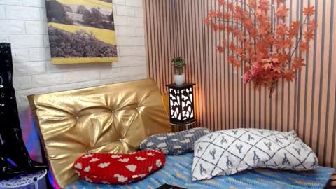 call me MILES   online show from 01.10.25