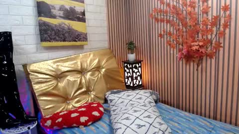 call me MILES   online show from 01.12.25