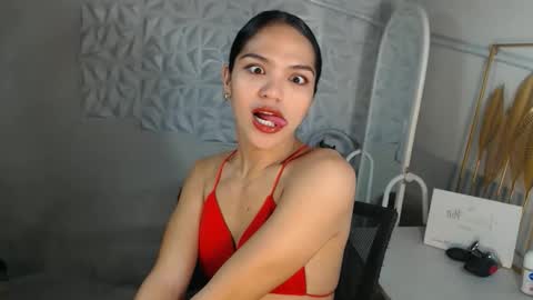 Bella online show from 04.17.26