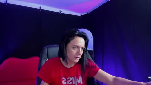 LUCERO online show from 10.12.25