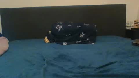 seth36272430 online show from 12.19.25