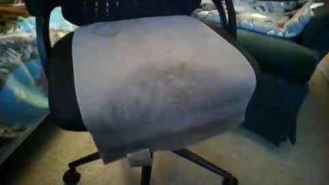 Snapshot of sevencities1982 chatting on 11.27.25 Jay online show from 11.27.25