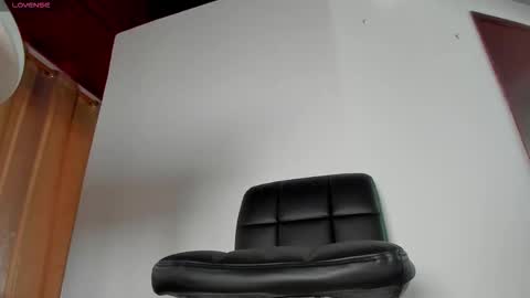 Snapshot of sex_brithany chatting on 11.22.25 brithany online show from 11.22.25