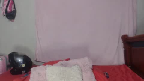 Snapshot of sex_forever77 chatting on 12.09.24 Karol y antony online show from 12.09.24