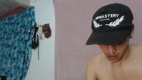 Snapshot of sex_forever77 chatting on 12.26.24 Karol y antony online show from 12.26.24