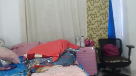 Snapshot of sex_forever77 chatting on 02.27.25 Karol y antony online show from 02.27.25