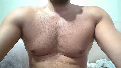 Snapshot of sex_machine_19 chatting on 09.23.25 SEX MACHINE 19 online show from 09.23.25