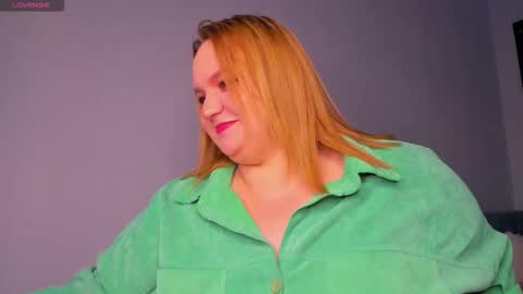 Snapshot of sex_puma chatting on 10.17.25 sex_puma online show from 10.17.25