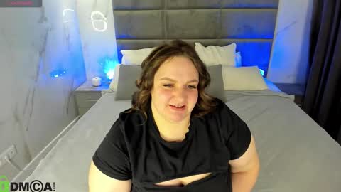 Snapshot of sex_puma chatting on 11.23.25 sex_puma online show from 11.23.25