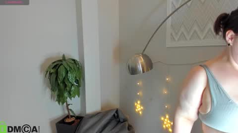 Snapshot of sex_puma chatting on 12.14.25 sex_puma online show from 12.14.25