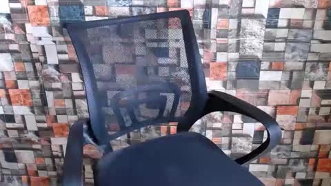 Snapshot of sexatlexx chatting on 09.17.25 arnold online show from 09.17.25