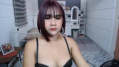 Snapshot of sexcum_trendingts_now chatting on 09.09.25 MS Anna online show from 09.09.25