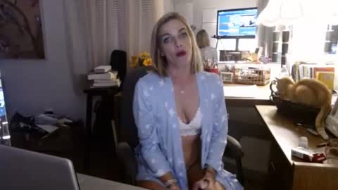 Sexi Chrisly online show from 11.22.25