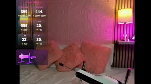 Snapshot of sexi_medussa chatting on 10.26.25 sexi_medussa online show from 10.26.25