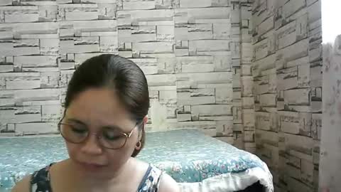 Snapshot of sexi_monica chatting on 04.28.26 sexi_monica online show from 04.28.26
