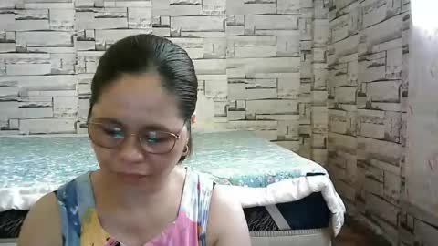 Snapshot of sexi_monica chatting on 05.15.26 sexi_monica online show from 05.15.26