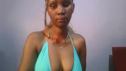 Snapshot of sexie_love chatting on 03.03.25 Nancy online show from 03.03.25