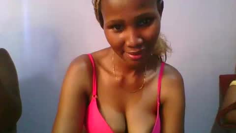 Snapshot of sexie_love chatting on 03.07.25 Nancy online show from 03.07.25