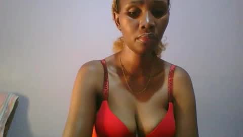 Snapshot of sexie_love chatting on 03.09.25 Nancy online show from 03.09.25