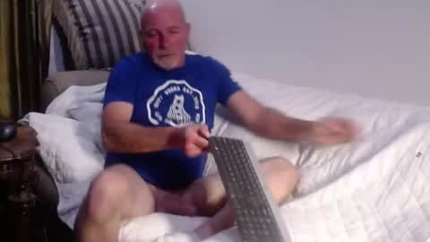 Sex Junkie online show from 02.04.25