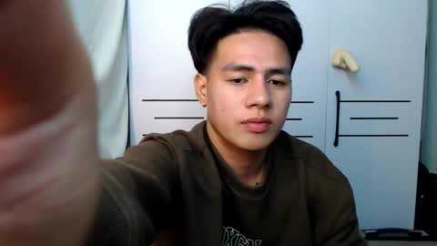 HI I AM JAMESPLEASE LET ME DO SOME HOT SHOWS FOR YOU HERE FOR MY  SCHOOL AND FOR MY FAMILY online show from 11.03.25