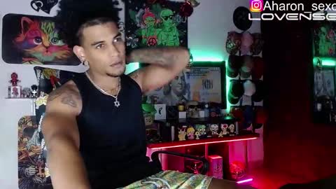 Aharon  ravelo online show from 10.18.25