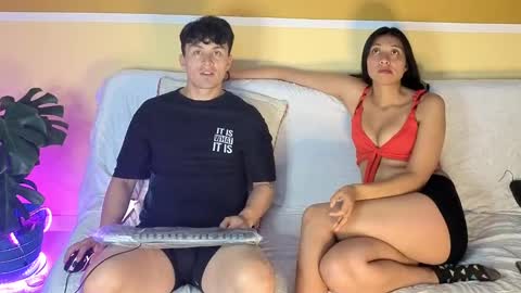 KhidaMilo online show from 09.24.25