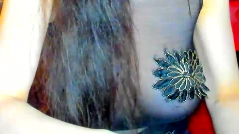 Snapshot of sexqueen1111 chatting on 01.19.26 sexqueen1111 online show from 01.19.26