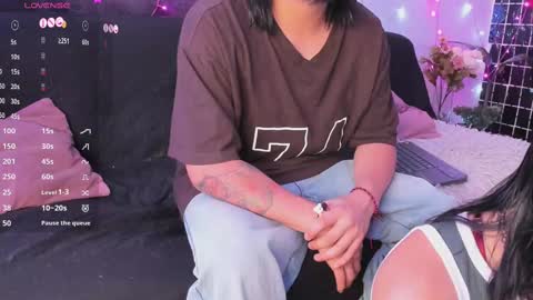 Snapshot of sextape_couple chatting on 02.04.25 Ask me online show from 02.04.25